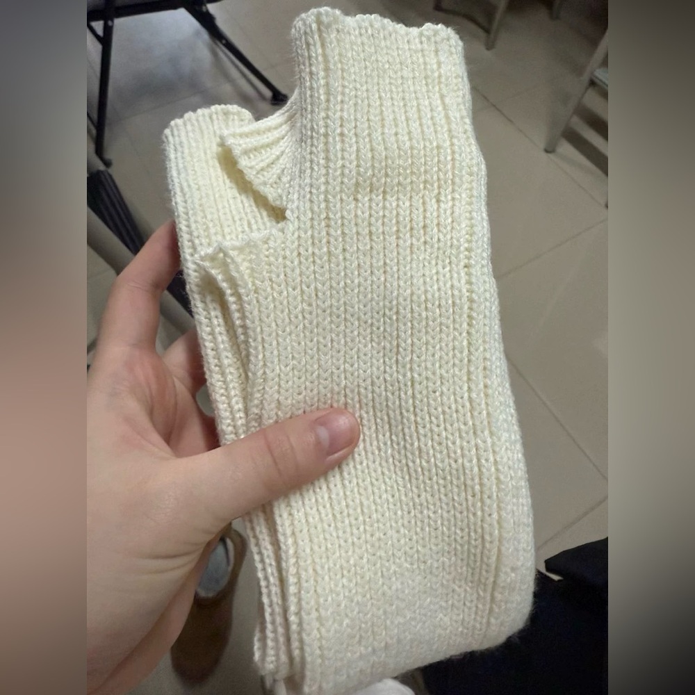 White Foot Stacking Socks - Picture 2 of 4